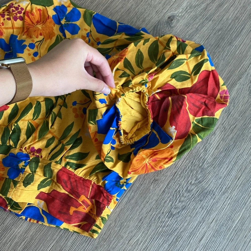 Farm Rio Yellow Floral Crop Top - Picture 6 of 13